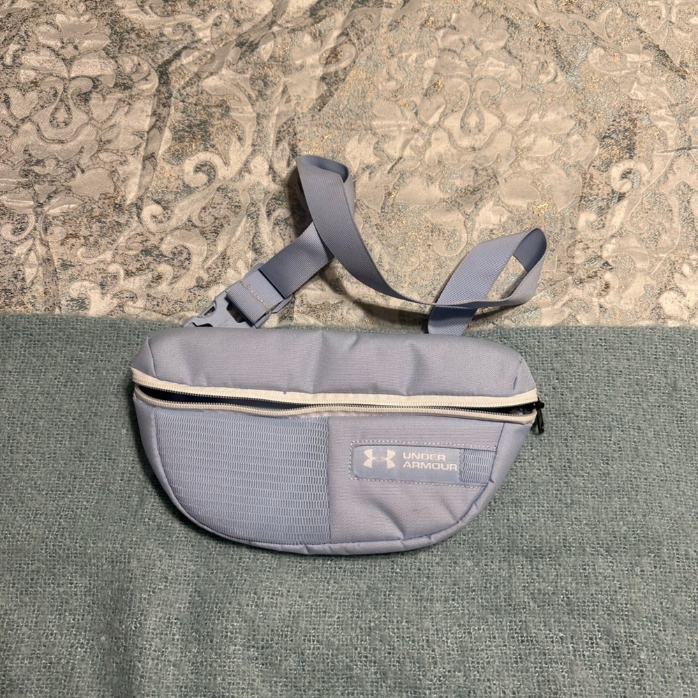 UA belt bag
